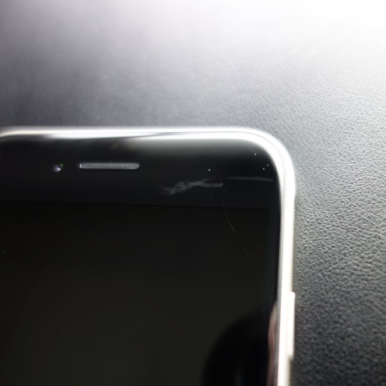 ��SIM�ե꡼��iPhoneSE3 64GB �������饤�� ����93�� �������¡�