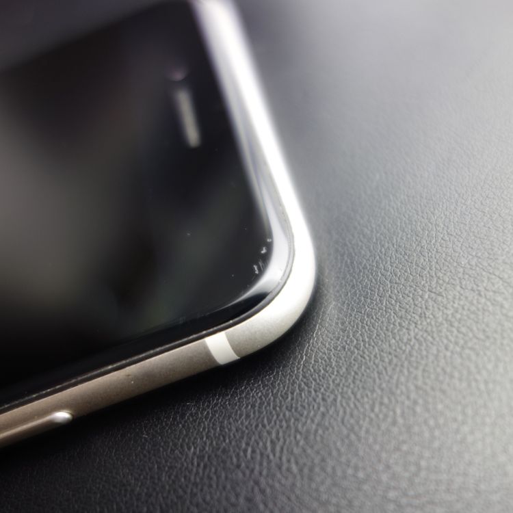 ��SIM�ե꡼��iPhoneSE3 64GB �������饤�� ����88�� �������¡�