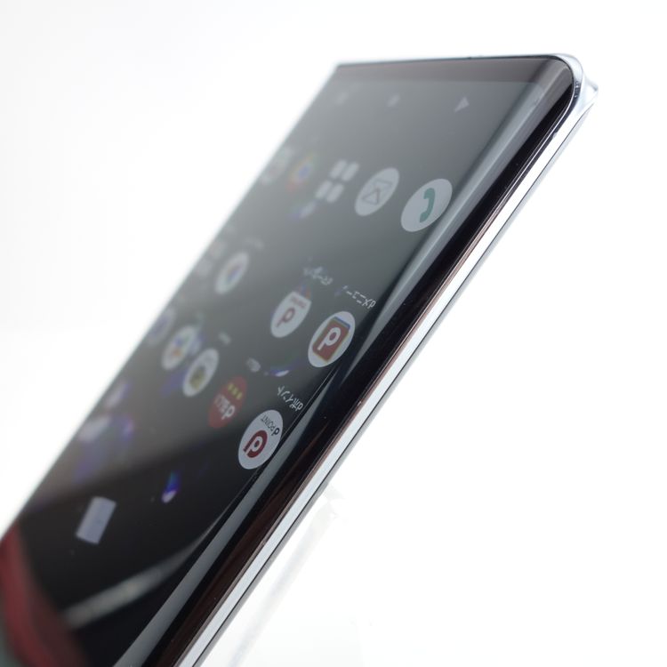 ��SIM�ե꡼��AQUOS R6 SH-51B �֥�å� �������¡� docomo��