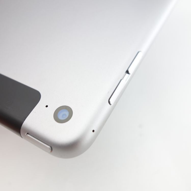 ��9.7�������iPad Air2 32GB ���ڡ������쥤 ����99�� Softbank��