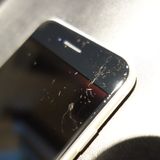 ��SIM�ե꡼��iPhoneSE3 64GB �������饤�� ����100�� �������¡�