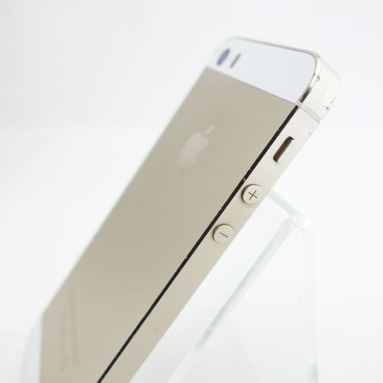 ��docomo��iPhone5S 32GB ������� ����100�� �������¡�