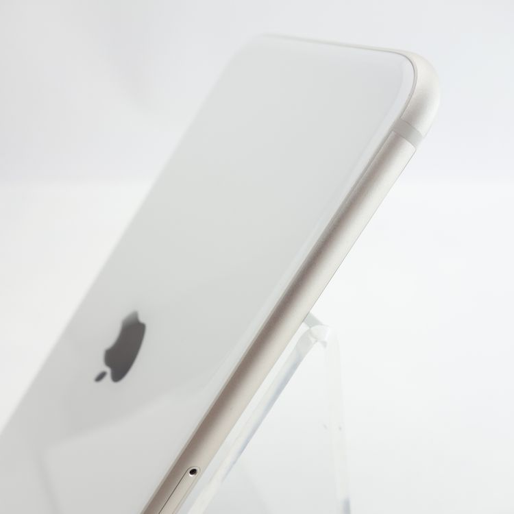 ��SIM�ե꡼��iPhoneSE3 64GB �������饤�� ����87�� �������¡�