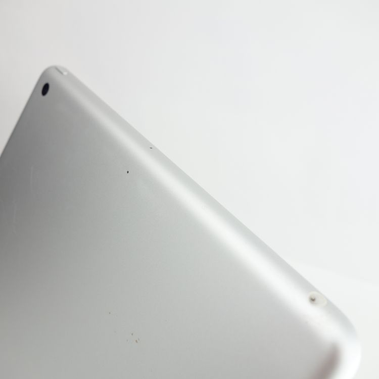 ��10.2�������iPad ��8���� 32GB ����С� ����91�� Wi-Fi��ǥ�