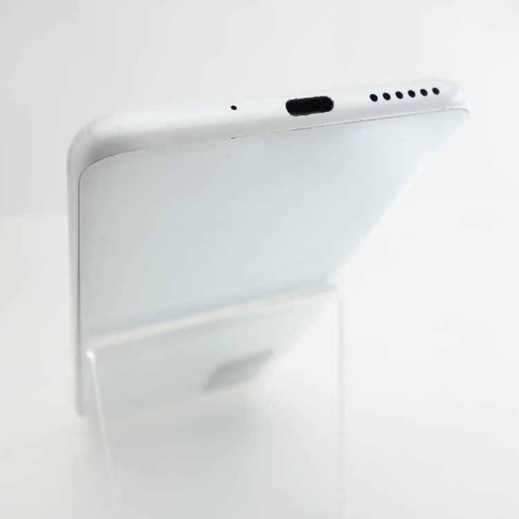 �ڥ���󥯡�Libero 5G II A103ZT �ۥ磻�� �������¡� Y!mobile��