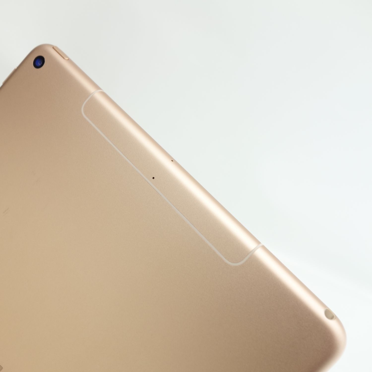 ムスビー｜【10.5インチ】iPad Air 3 64GB ゴールド 電池91％ 訳あり 