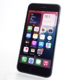 SIMե꡼iPhoneSE3 64GB ߥåɥʥ 84 ݾ
