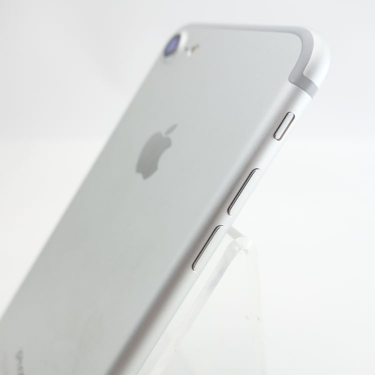 ��SIM�ե꡼��iPhone7 32GB ����С� ����100�� �������¡�