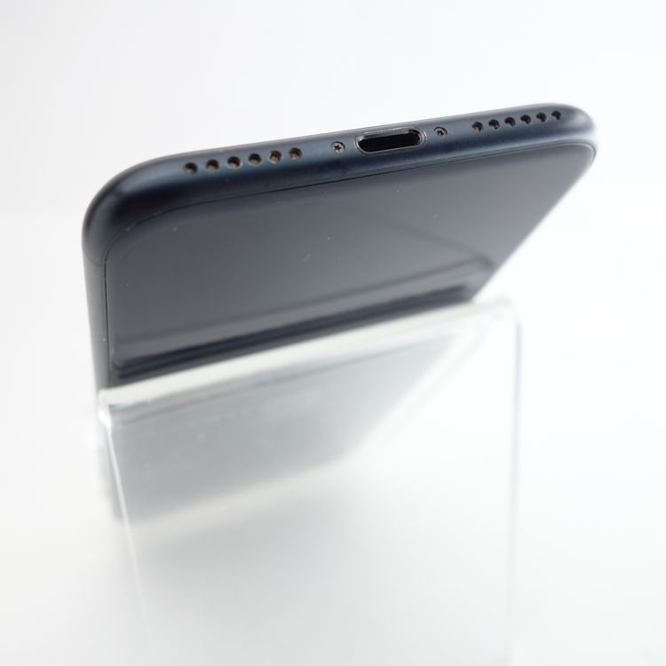 ��SIM�ե꡼��iPhoneSE3 128GB �ߥåɥʥ��� ����86�� Apple���ȥ���