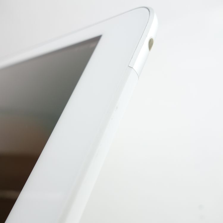 ��10.2�������iPad ��8���� 32GB ����С� ����90�� SIM�ե꡼