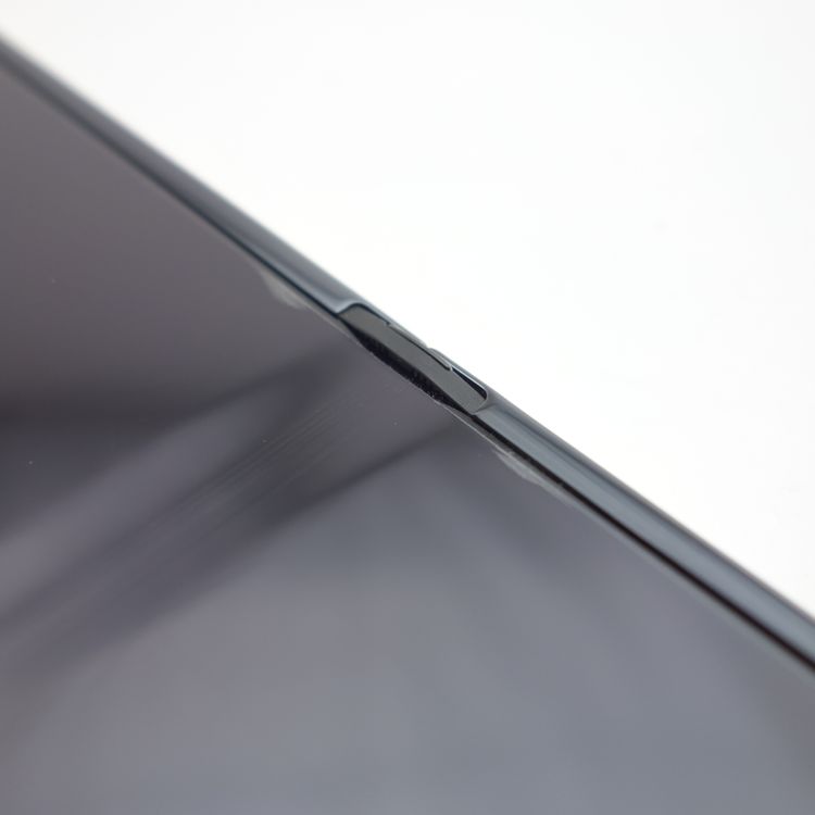 ��SIM�ե꡼��MOTOROLA razr 50 XT2453-9 ����ɥ��꡼�� ������