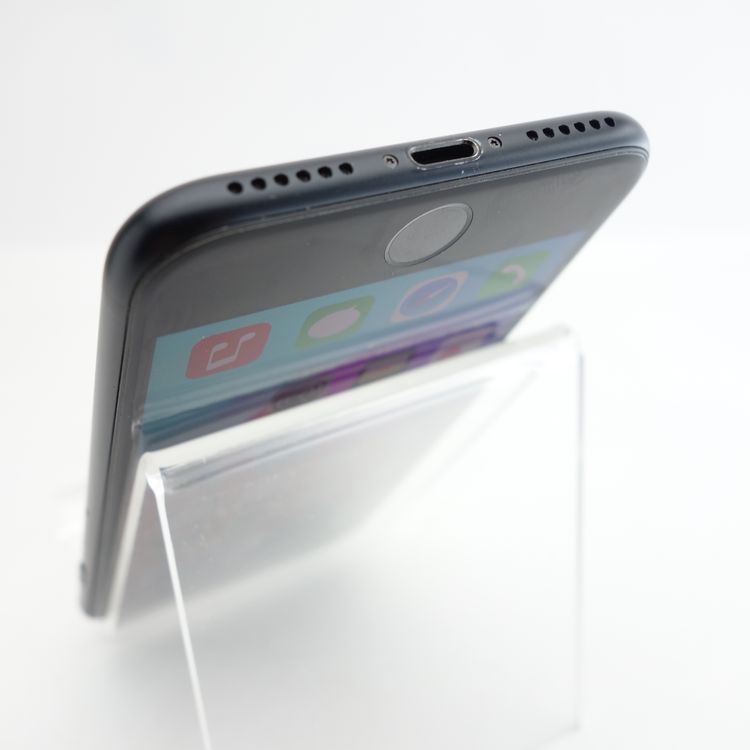 ��SIM�ե꡼��iPhoneSE2 64GB �֥�å� ����86�� �������¡�