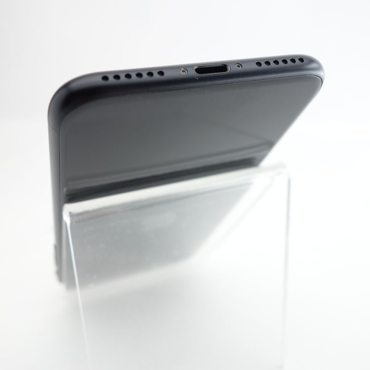 ��SIM�ե꡼��iPhoneSE2 64GB �֥�å� ����91�� �������¡�