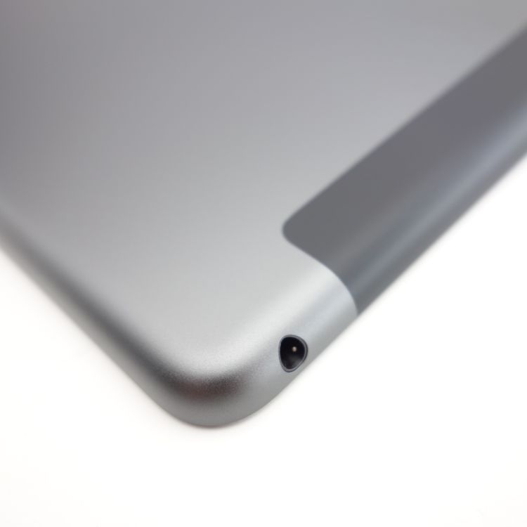 ��10.2�������iPad ��8���� 128GB ���ڡ������쥤 ����100�� ���ȥ���SIM�ե꡼