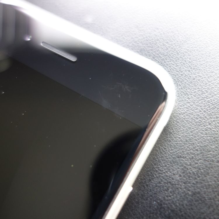 ��SIM�ե꡼��iPhoneSE3 64GB �������饤�� ����90�� �������¡�