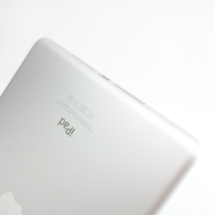 ��7.9�������iPad mini Retina 16GB ����С� ����76�� SIM�ե꡼