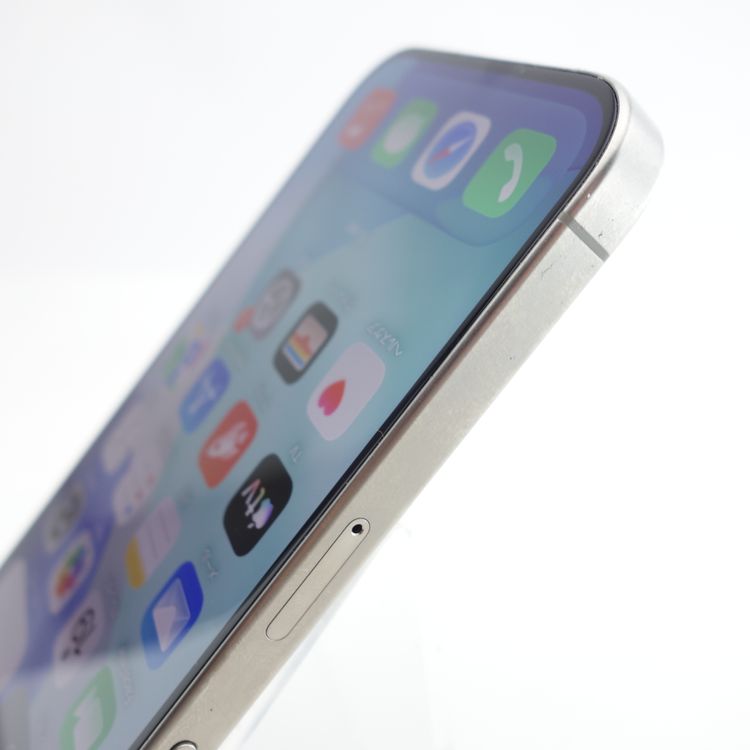��SIM�ե꡼��iPhone15 Pro 256GB �ʥ���������˥��� ����100��