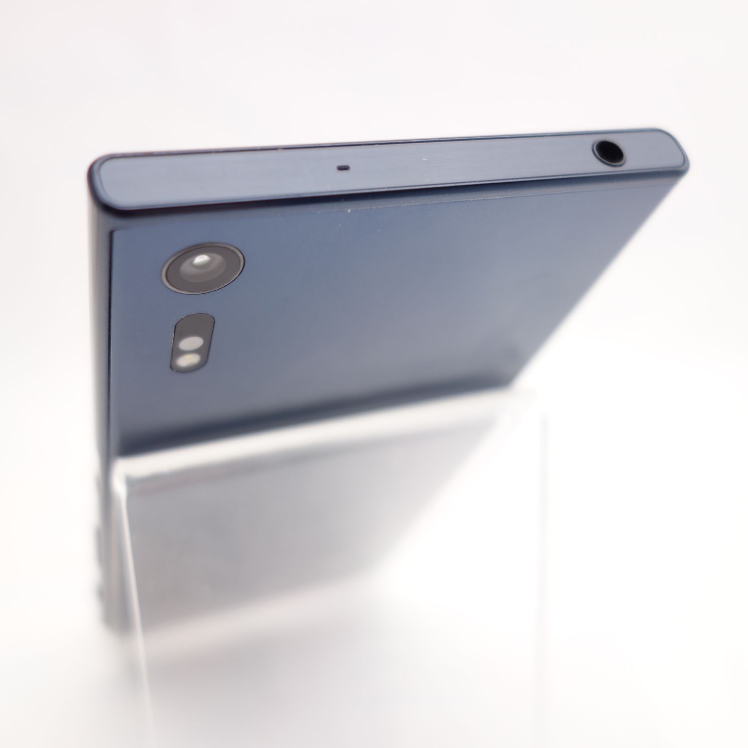 ムスビー｜【SIMフリー】Xperia XZ 601SO フォレストブルー Softbank版 
