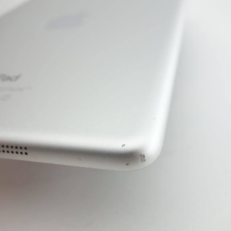 ��7.9�������iPad mini Retina 16GB ����С� ����76�� SIM�ե꡼