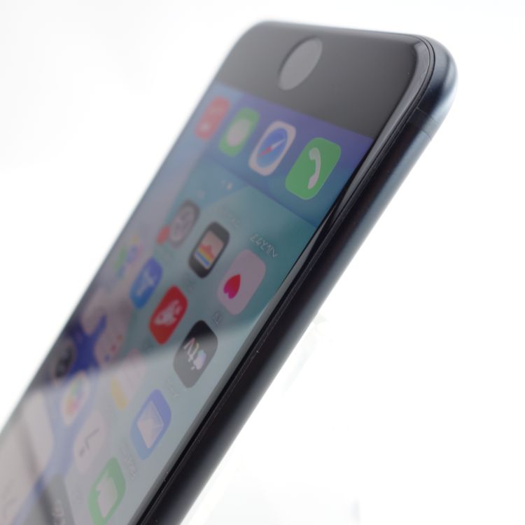 ��SIM�ե꡼��iPhoneSE3 64GB �ߥåɥʥ��� ����82�� �������¡�