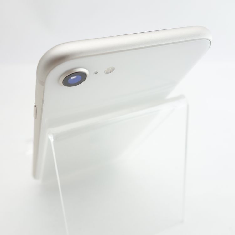 ��SIM�ե꡼��iPhoneSE3 64GB �������饤�� ����100�� �������¡�