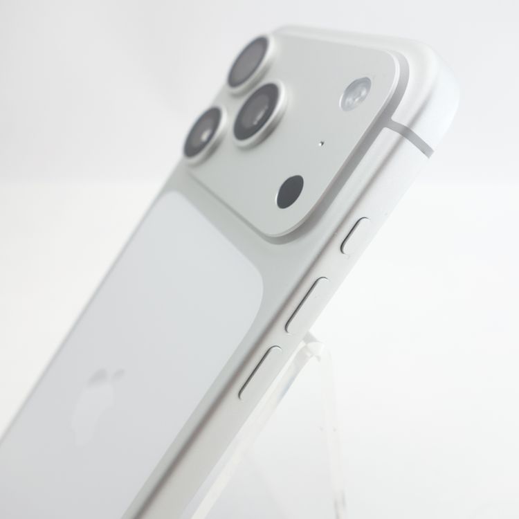 ��SIM�ե꡼��iPhone17 Pro 256GB ����С� ����100�� �������¡�