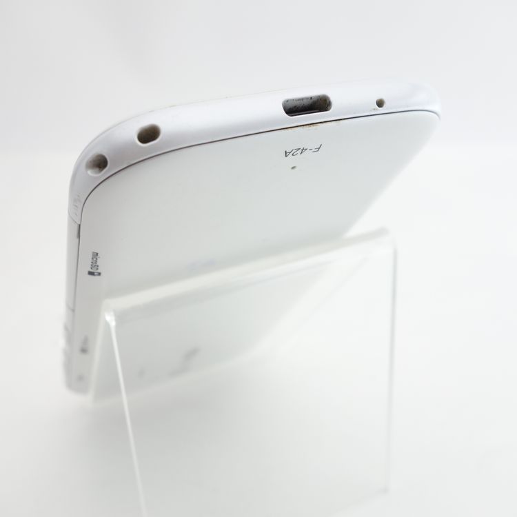 ��SIM�ե꡼�ۤ餯�餯���ޡ��ȥե��� F-42A �ۥ磻�� �������¡� docomo��