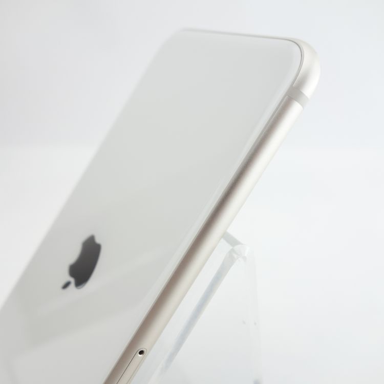 ��SIM�ե꡼��iPhoneSE3 64GB �������饤�� ����87�� ���������ݾ�