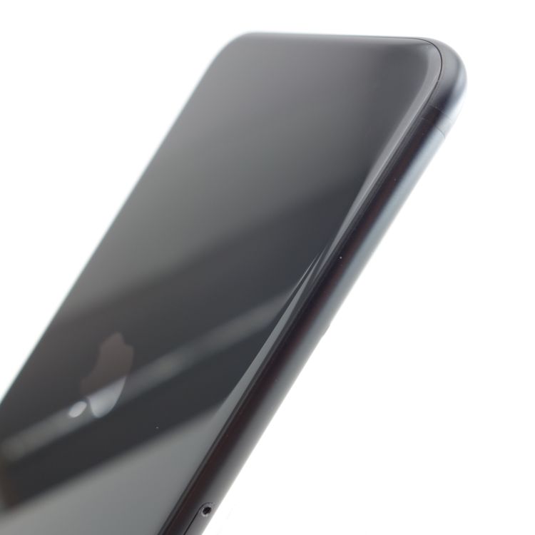 ��SIM�ե꡼��iPhoneSE2 64GB �֥�å� ����94�� �������¡�