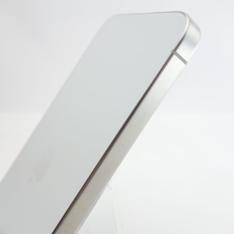 ��SIM�ե꡼��iPhone15 Pro Max 512GB �ۥ磻�ȥ����˥��� ����88��