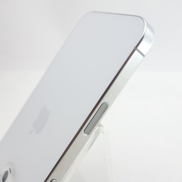 ��SIM�ե꡼��iPhone16 Pro 256GB �ۥ磻�ȥ����˥��� ����90��