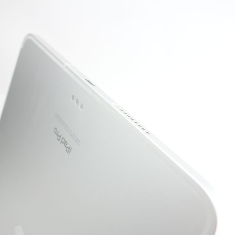 ��11�������iPad Pro ��4���� 256GB ����С� ����90% SIM�ե꡼