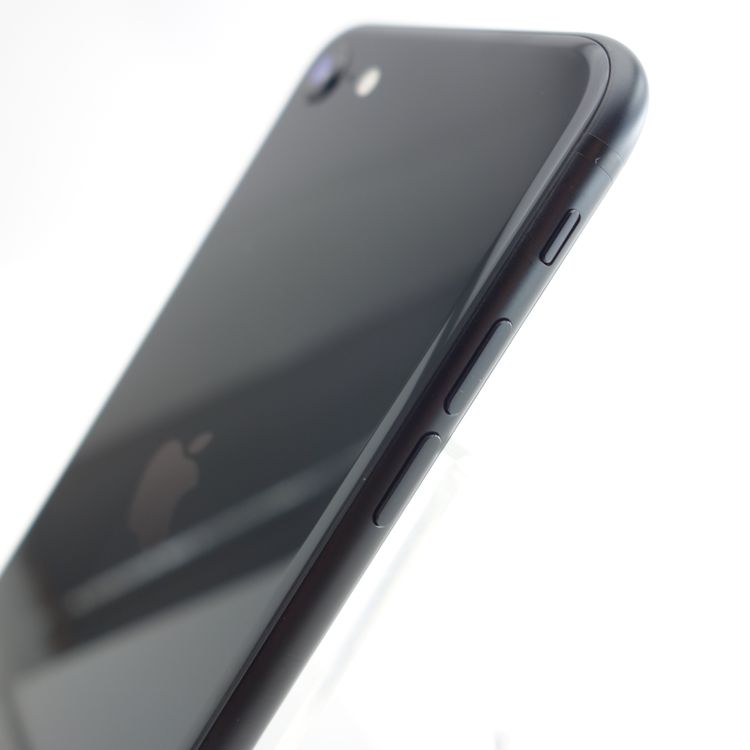 ��SIM�ե꡼��iPhoneSE2 64GB �֥�å� ����93�� �������¡�