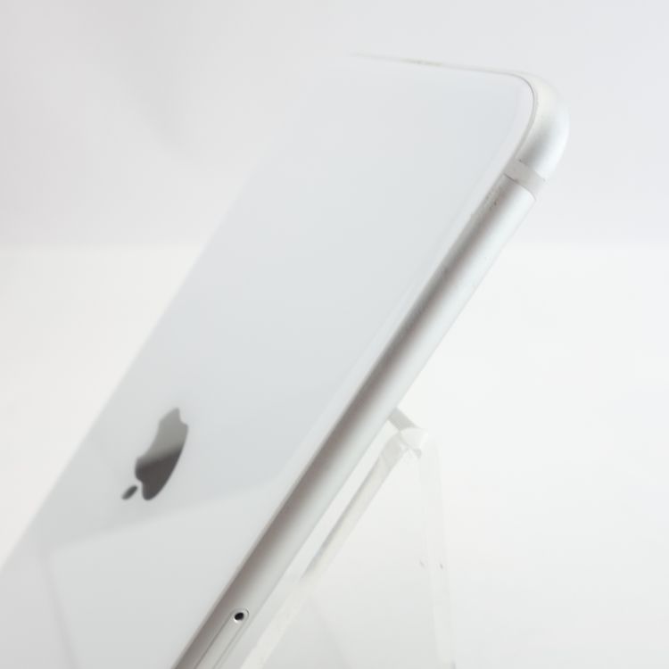 ��SIM�ե꡼��iPhoneSE2 64GB �ۥ磻�� ����90�� �������¡�