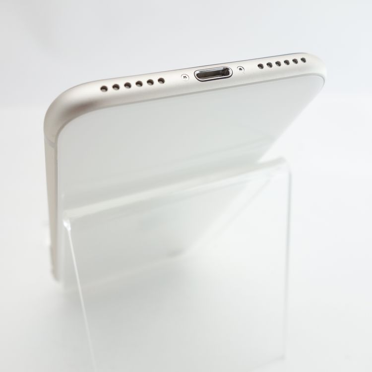 ��SIM�ե꡼��iPhoneSE3 64GB �������饤�� ����95�� �������¡�