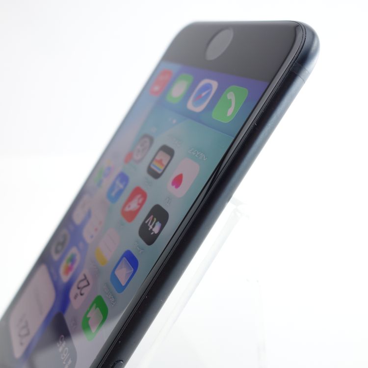 ��SIM�ե꡼��iPhoneSE3 128GB �ߥåɥʥ��� ����86�� �������¡�