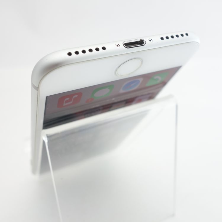 ��SIM�ե꡼��iPhone7 32GB ����С� ����86�� �������¡�