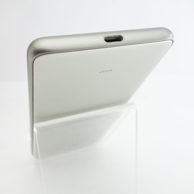 ��SIM�ե꡼��BASIO 4 KYV47 �����ѥ󥴡���� �������¡� au��