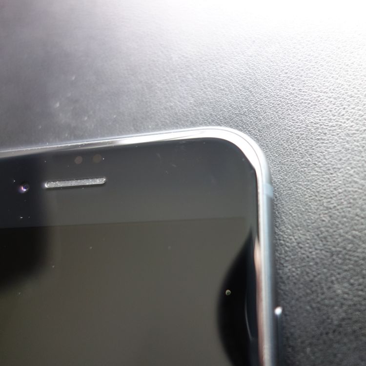��SIM�ե꡼��iPhoneSE3 64GB �ߥåɥʥ��� ����100�� �������¡�