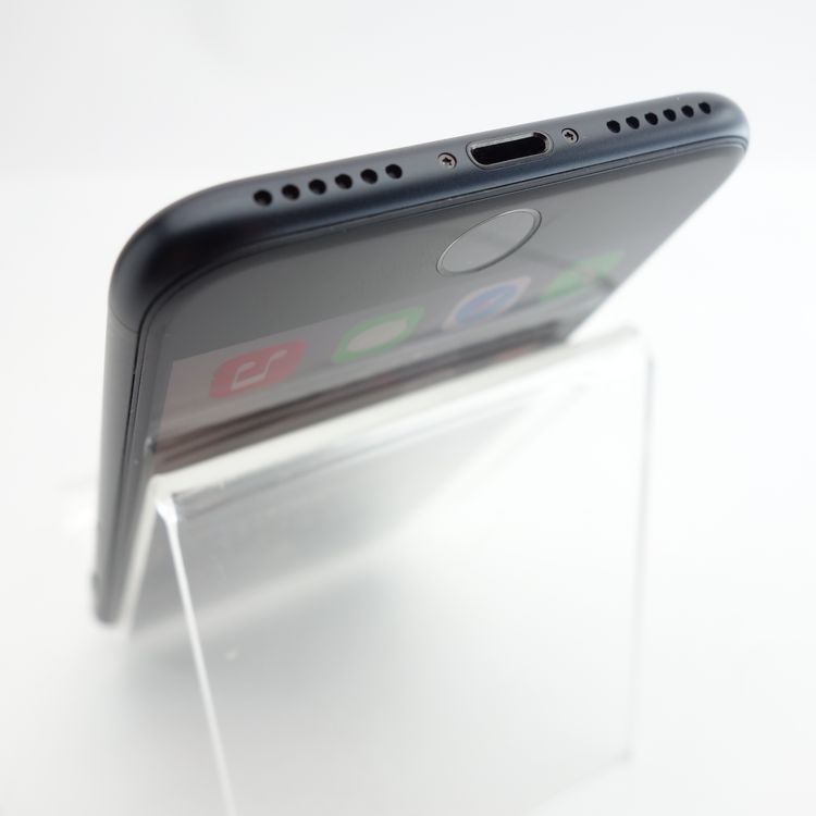 ��SIM�ե꡼��iPhoneSE2 64GB �֥�å� ����93�� �������¡�