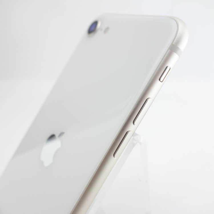 ��SIM�ե꡼��iPhoneSE3 64GB �������饤�� ����100�� �������¡�