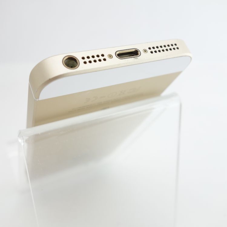 ��SIM�ե꡼��iPhoneSE 32GB ������� ����100�� �������¡�