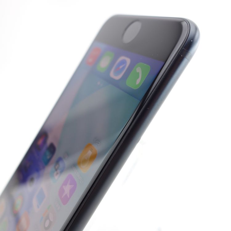 ��SIM�ե꡼��iPhoneSE3 64GB �ߥåɥʥ��� ����96�� �������¡�