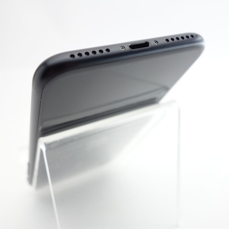 ��SIM�ե꡼��iPhoneSE2 64GB �֥�å� ����100�� �������¡�