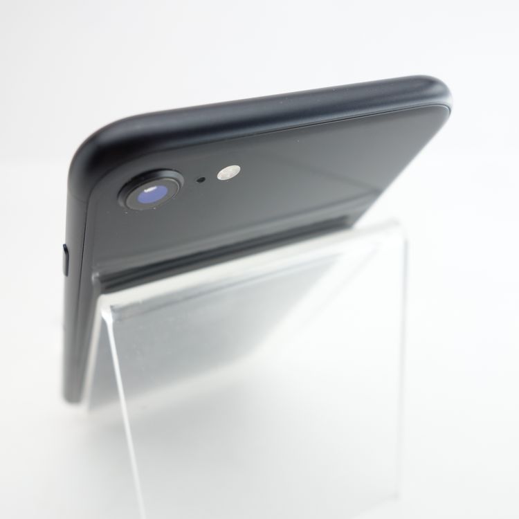 ��SIM�ե꡼��iPhoneSE2 64GB �֥�å� ����85�� �������¡�