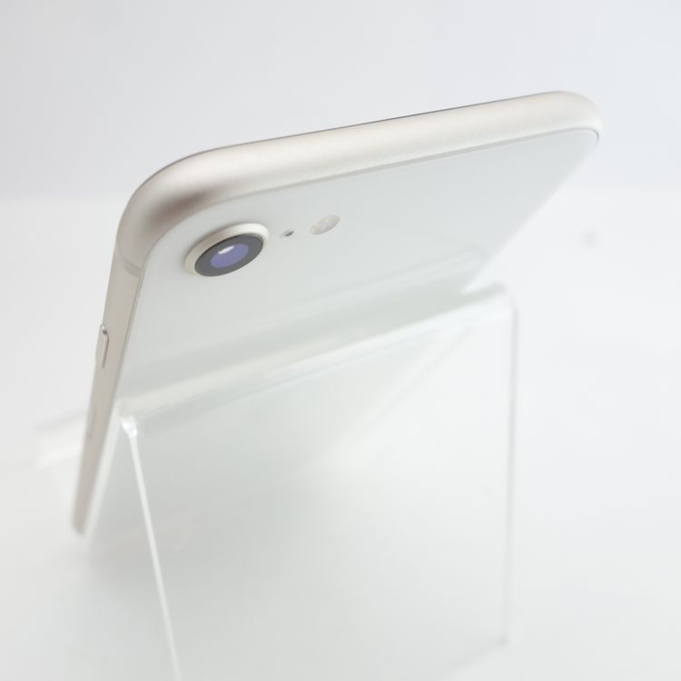 ��SIM�ե꡼��iPhoneSE3 64GB �������饤�� ����88�� �������¡�