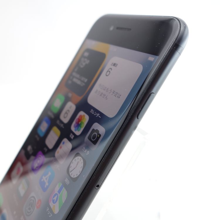 ��SIM�ե꡼��iPhone7 32GB �֥�å� ����95�� �������¡�