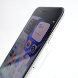 ��SIM�ե꡼��iPhoneSE2 64GB �ۥ磻�� ����82�� �������¡�