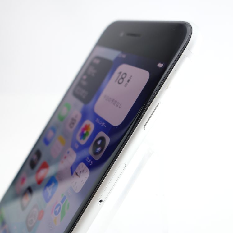 ��SIM�ե꡼��iPhoneSE2 64GB �ۥ磻�� ����82�� �������¡�