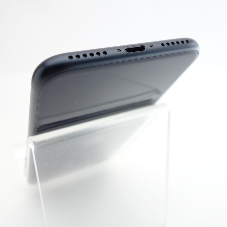 ��SIM�ե꡼��iPhoneSE3 64GB �ߥåɥʥ��� ����100�� �������¡�